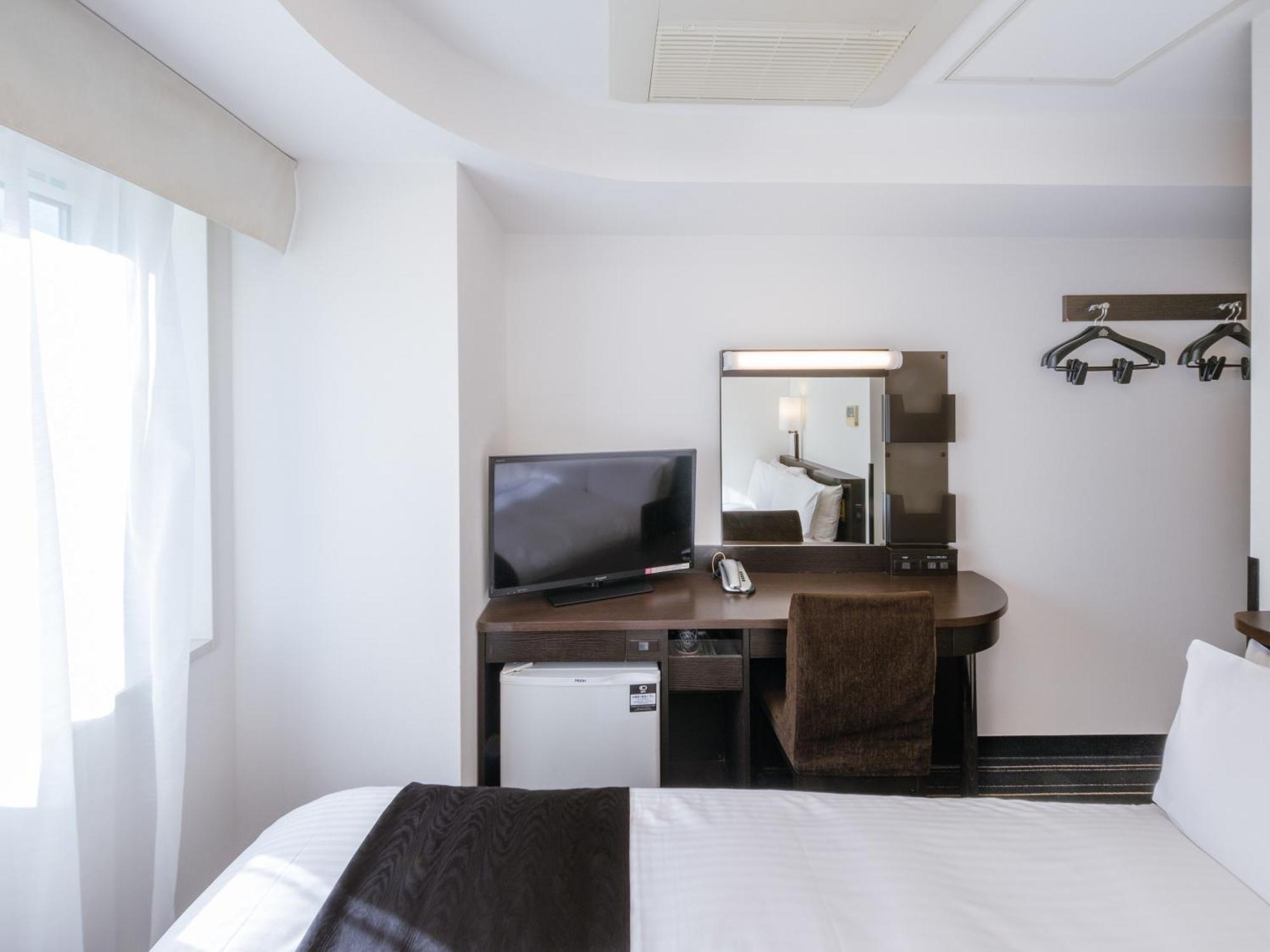Apa Hotel Keisei Narita Ekimae Chiba Buitenkant foto
